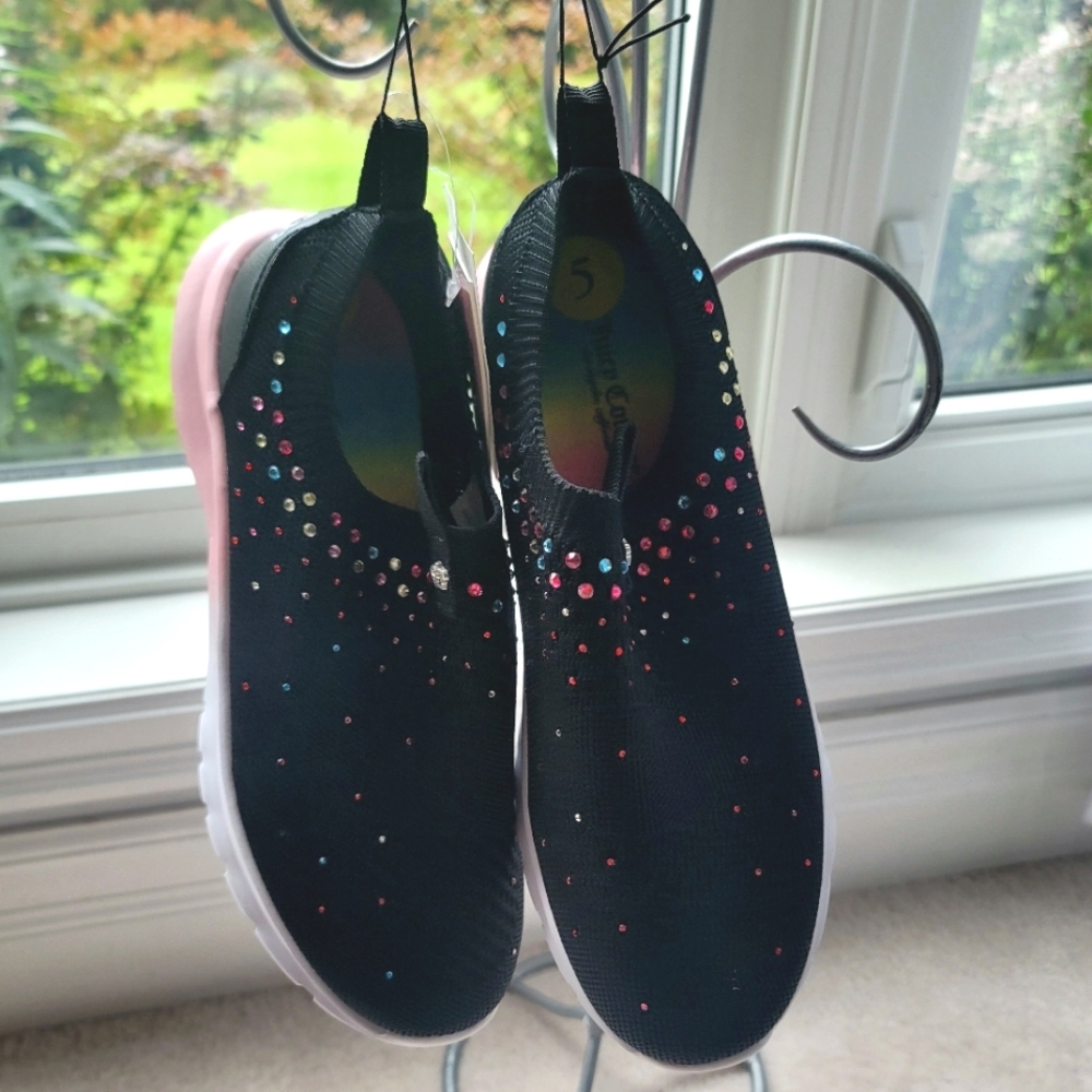 NWT Juicy Couture Malden Lane Pull-On Sequined Sneakers Size 5M
